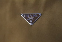 Load image into Gallery viewer, PRADA プラダ ハンドバッグ ホーボー MV515 トライアングルロゴ 三角ロゴ ブラウン キャメル シルバー金具 美品 中古 62329