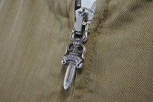 Load image into Gallery viewer, 新品未使用 CHROME HEARTS クロムハーツ ダガージップボアベスト クロスボタン コットン シルバー925 ブラック カーキ M 中古 62348