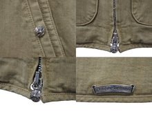 Load image into Gallery viewer, 新品未使用 CHROME HEARTS クロムハーツ ダガージップボアベスト クロスボタン コットン シルバー925 ブラック カーキ M 中古 62348