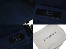 画像をギャラリービューアに読み込む, 新品同様 LOUIS VUITTON ルイヴィトン ジュエリートランク 縦型 ワインディングケース タイガ ブラック シルバー金具 中古 62352