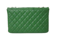 Load image into Gallery viewer, 極美品 CHANEL シャネル マトラッセ 2層 チェーンショルダーバッグ 19番台 グリーン シルバー金具 中古 62389