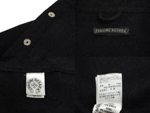 Load image into Gallery viewer, 極美品 CHROME HEARTS クロムハーツ オーバルボタンウール長袖シャツ 袖クロスパッチ カシミヤ混 サイズSM 中古 62397
