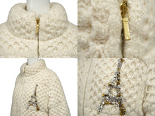 Load image into Gallery viewer, 極美品 CHANEL シャネル ウールダウンジャケット ビジュー ラインストーン P57108K07472 ベージュ マルチ サイズ34 中古 62412
