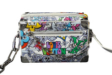Load image into Gallery viewer, LOUIS VUITTON ルイヴィトン ミニ・ソフトトランク ショルダーバッグ 23SS モノグラム・コミック M82008 ホワイト 美品 中古 62418
