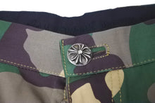 Load image into Gallery viewer, 新品未使用品 CHROME HEARTS クロムハーツ マッティボーイ Sex records カーペンターショーツ カモフラージュ サイズ34 中古 62422