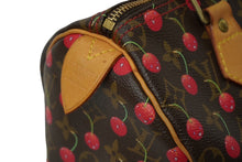 Load image into Gallery viewer, LOUIS VUITTON ルイヴィトン スピーディ25 ハンドバッグ M95009 モノグラムチェリー 村上隆 ゴールド金具 良品 中古 62444