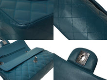 Load image into Gallery viewer, CHANEL マトラッセWフラップチェーンショルダー 15番台 25cm ショルダーバッグ グリーン×シルバー金具 ラムスキン 美品 中古 62468