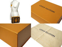 Load image into Gallery viewer, 新品同様品 LOUIS VUITTON ルイ ヴィトン × NIGO モノグラムストライプ トリオメッセンジャー ショルダーバッグ M45965 中古 62472