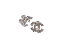Load image into Gallery viewer, CHANEL シャネル ココマーク ラインストーン ピアス 03A シルバー ロゴ ジュエリー アクセサリー 小物 美品 中古 62492