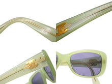 Load image into Gallery viewer, CHANEL シャネル サングラス ココマーク ウェリントン 05975 40114 プラスチック グリーン スモーク ゴールド金具 美品 中古 62523