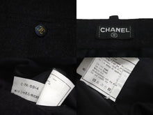 Load image into Gallery viewer, CHANEL シャネル サイドリボンパンツ リボンテープ ロゴ ココマークボタン サイズ36 ブラック 美品 中古 62531