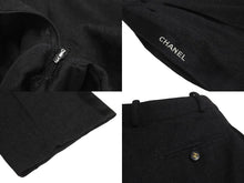 Load image into Gallery viewer, CHANEL シャネル サイドリボンパンツ リボンテープ ロゴ ココマークボタン サイズ36 ブラック 美品 中古 62531