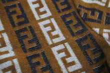 Load image into Gallery viewer, FENDI フェンディ 半袖Ｔシャツ サイズ44 ズッカ 総柄 D-OS-9300DW コットン ナイロン ブラウン グレー 美品 中古 62532