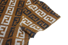Load image into Gallery viewer, FENDI フェンディ 半袖Ｔシャツ サイズ44 ズッカ 総柄 D-OS-9300DW コットン ナイロン ブラウン グレー 美品 中古 62532