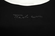 Load image into Gallery viewer, FENDI フェンディ テープロゴタンクトップ ノースリーブ ブラック ホワイト サイズ42 美品 中古 62536