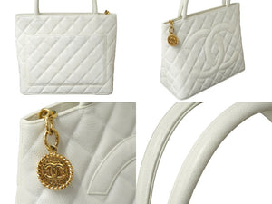 極美品 CHANEL シャネル 復刻トート 8番台 ハンドバッグ ココマーク キャビアスキン ホワイト ゴールド金具 中古 62547