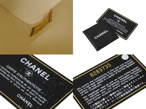 極美品 CHANEL シャネル 復刻トート 8番台 ハンドバッグ ココマーク キャビアスキン ホワイト ゴールド金具 中古 62547