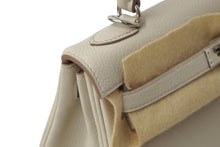 Load image into Gallery viewer, 新品未使用 HERMES エルメス ケリー25 B刻印 2024年購入品 ベトン トゴ シルバー金具 内縫 中古 62559