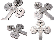 Load image into Gallery viewer, CHROME HEARTS クロムハーツ フィリグリークロス スモール ペンダント シルバー 76.1g シルバー925 美品 中古 62595