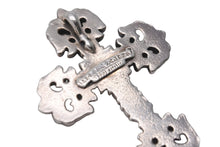 Load image into Gallery viewer, CHROME HEARTS クロムハーツ フィリグリークロス スモール ペンダント シルバー 76.1g シルバー925 美品 中古 62595