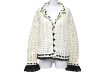 Load image into Gallery viewer, CHANEL シャネル メッシュ ニット カーディガン ホワイト ブラック 05P ココボタン P25421W03498 サイズ44 美品 中古 62602