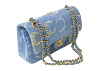 Load image into Gallery viewer, 新品同様 世界完売品 CHANEL シャネル チェーンショルダーバッグ パーツ付き マトラッセ ランダム デニム ブルー ゴールド金具 62676