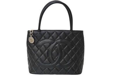CHANEL シャネル 復刻トートバック A01804 7番台 キャビアスキン ブラック シルバープレート 美品 中古 626922