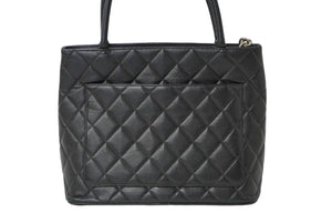 CHANEL シャネル 復刻トートバック A01804 7番台 キャビアスキン ブラック シルバープレート 美品 中古 626922