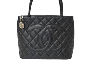 CHANEL シャネル 復刻トートバック A01804 7番台 キャビアスキン ブラック シルバープレート 美品 中古 626922