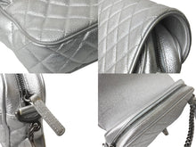 Load image into Gallery viewer, CHANEL シャネル マトラッセ チェーンショルダー ショルダーバッグ 22番台 ラムスキン シルバー シルバー金具 美品 中古 62693