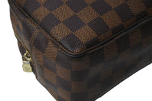 Load image into Gallery viewer, LOUIS VUITTON ルイ ヴィトン ダミエ トゥルース トワレット25 ポーチ N47624 ダミエキャンバス ブラウン 美品 中古 62695