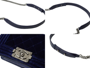 CHANEL シャネル ミニボーイシャネル チェーンショルダーバッグ ベロア 17番台 ネイビー シルバー金具 美品 中古 62722