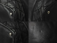 Load image into Gallery viewer, CHANEL シャネル ショルダーバッグ 巾着 チェーンショルダー 11番台 ココマーク ブラック レザー シルバー金具 美品 中古 62726