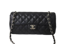 Load image into Gallery viewer, 極美品 CHANEL シャネル イーストウエスト ショルダーバッグ キャビアスキン 11番台 黒×シルバー 中古 62731