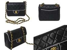 Load image into Gallery viewer, CHANEL シャネル ヴィンテージ ミニマトラッセチェーンショルダーバッグ19cm 1番台 ブラック ホワイト バイカラー 美品 中古 62732