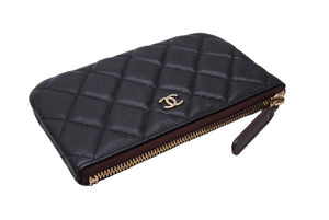 CHANEL シャネル マトラッセ ミニポーチ 31番台 A82365 キャビアスキン グレインドカーフ ブラック ゴールド金具 美品 中古 66279