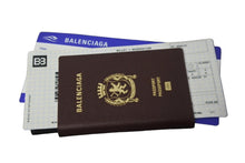 Load image into Gallery viewer, 新品未使用品 BALENCIAGA バレンシアガ パスポートロングウォレット2チケット 7877772AA3R6027 ホワイト ブラック ブルー 62794