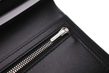 Load image into Gallery viewer, 新品未使用品 BALENCIAGA バレンシアガ パスポートロングウォレット2チケット 7877772AA3R6027 ホワイト ブラック ブルー 62795