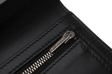 Load image into Gallery viewer, 新品未使用品 BALENCIAGA バレンシアガ パスポートロングウォレット1チケット 7877742AA3R3615 グリーン ホワイト レッド 62798