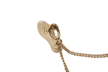 Load image into Gallery viewer, 新品同様品 CHANEL シャネル 24年クルーズコレクション スニーカーモチーフネックレス B24C ゴールド メタル 中古 62830