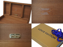 Load image into Gallery viewer, LOUIS VUITTON ルイヴィトン モノグラムモチーフ コフレ ドゥ ヴォワヤージュ マホガニー シガーケース M58565 美品 中古 62832