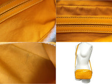 Load image into Gallery viewer, GOYARD ゴヤール カップヴェール ショルダーバッグ イエロー ヘリンボーン柄 ロゴ 斜めがけ カバン 美品 中古 62852