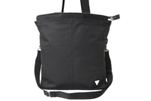 Load image into Gallery viewer, LOUIS VUITTON ルイ ヴィトン ガストンV ムーブ ショルダーバッグ M51104 レザー ブラック シルバー金具 美品 中古 62860