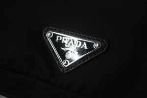 PRADA プラダ ウエストバッグ ボディバッグ 2VL056 トライアングルロゴ サフィアーノレザー ブラック シルバー金具 美品 中古 62862