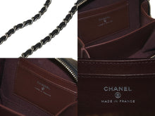 Load image into Gallery viewer, 新品同様 CHANEL シャネル ミニカメラバッグ チェーンショルダーバッグ ココマーク 31番台 AP2426 ブラック キャビアスキン シルバー金具 中古 62877
