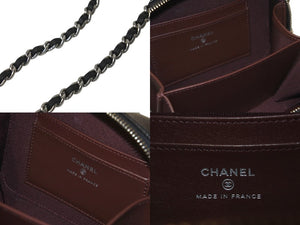 新品同様 CHANEL シャネル ミニカメラバッグ チェーンショルダーバッグ ココマーク 31番台 AP2426 ブラック キャビアスキン シルバー金具 中古 62877