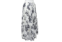 Load image into Gallery viewer, Christian Dior クリスチャンディオール ゾディアック ティアード ロング フレアースカート 111J39S3785 サイズ36 美品 中古 62885