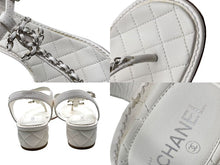 Load image into Gallery viewer, CHANEL シャネル ココマーク サンダル ラムスキン ホワイト ベージュ シルバー金具 サイズ37C 美品 中古 62890