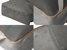 Load image into Gallery viewer, LOUIS VUITTON ルイヴィトン モノグラム チタニウム バックパックPM リュック M43882 カーキ ロゴ バックパック 美品 中古 62920