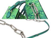 Load image into Gallery viewer, 極美品 LOUIS VUITTON ルイヴィトン バッグ サックプラXS イリュージョン 22年コレクション 2way グリーン M81221 レザー 中古 62921
